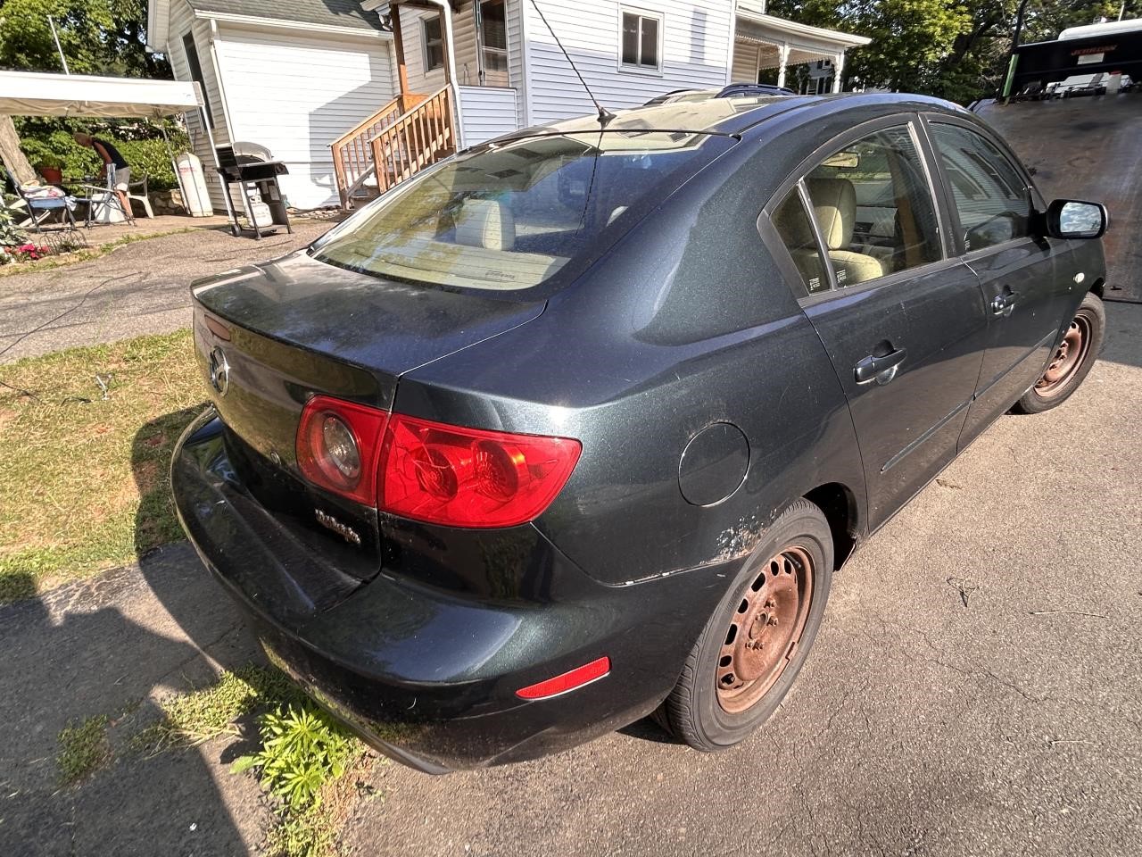 https://f005.backblazeb2.com/file/img-partshotlines-com/Inventory/NE179/Vehicle/69224_07.jpg
