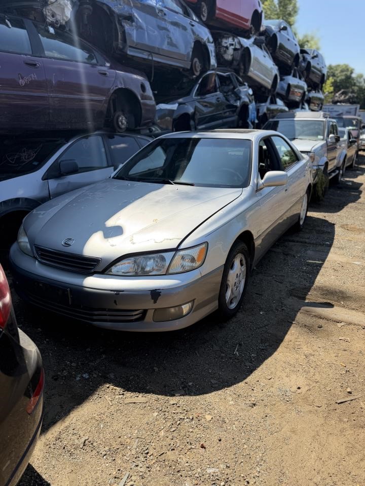 https://f005.backblazeb2.com/file/img-partshotlines-com/Inventory/NE179/Vehicle/69378_06.jpg