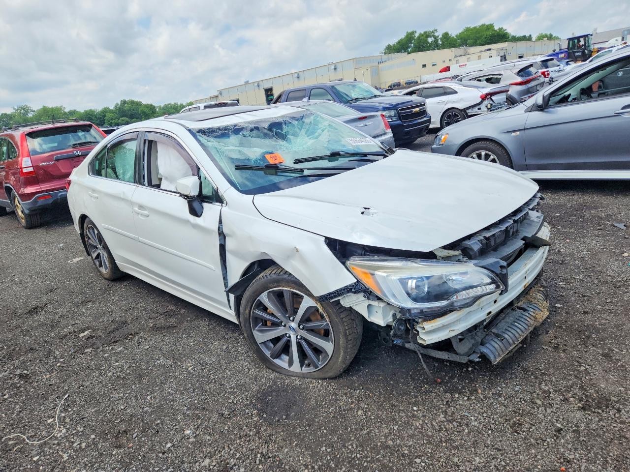 https://f005.backblazeb2.com/file/img-partshotlines-com/Inventory/NE179/Vehicle/69486_08.jpg