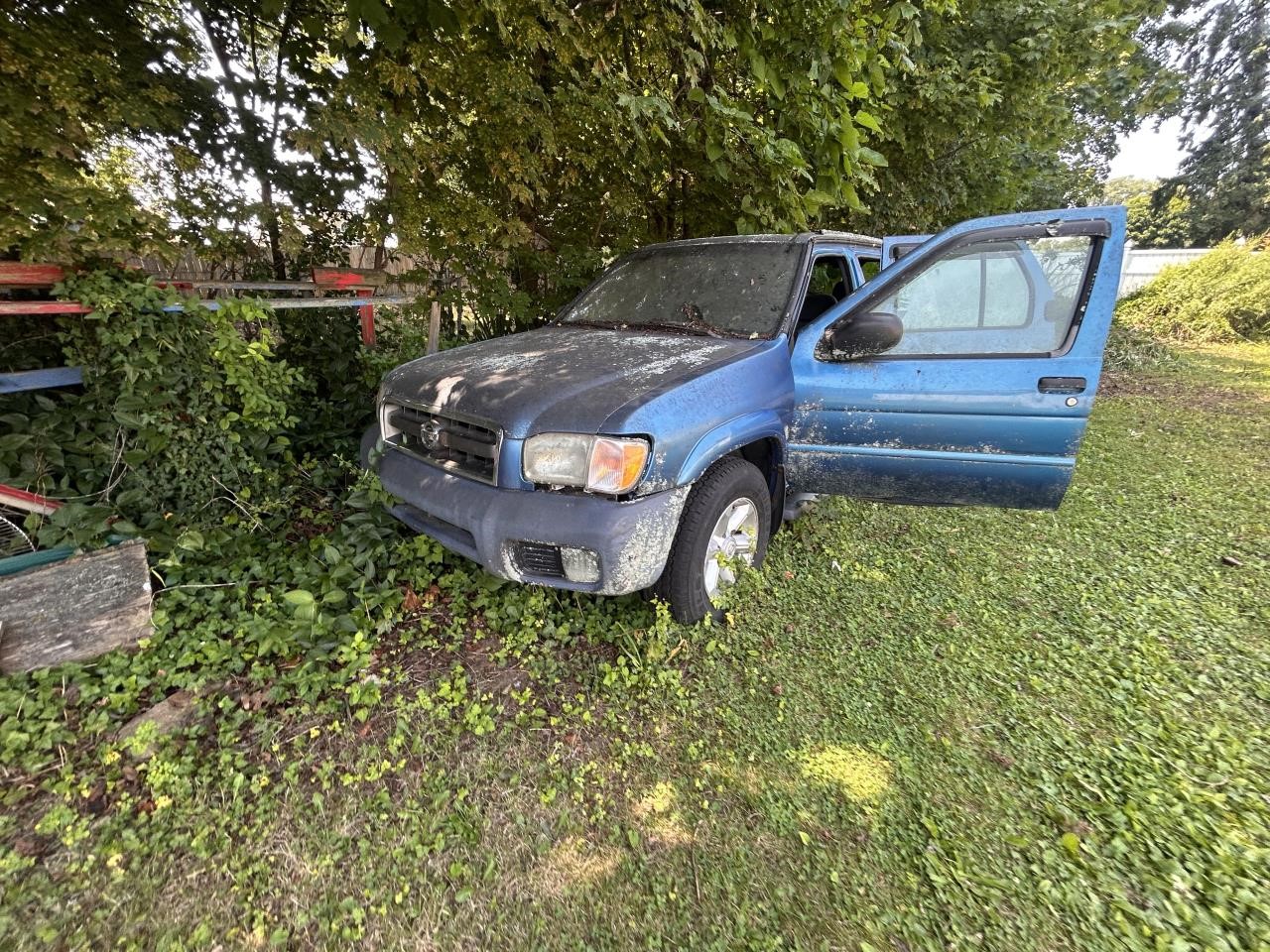 https://f005.backblazeb2.com/file/img-partshotlines-com/Inventory/NE179/Vehicle/69525_01.jpg
