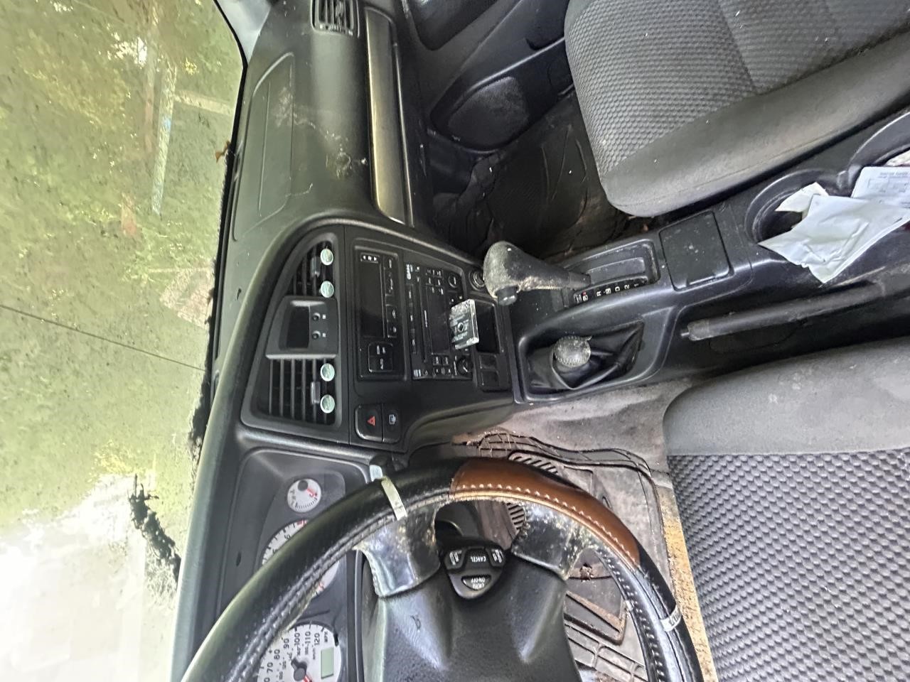 https://f005.backblazeb2.com/file/img-partshotlines-com/Inventory/NE179/Vehicle/69525_06.jpg