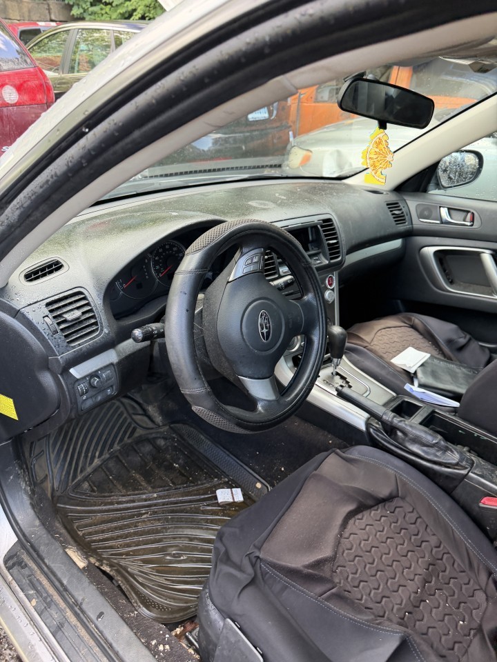 https://f005.backblazeb2.com/file/img-partshotlines-com/Inventory/NE179/Vehicle/69646_01.jpg