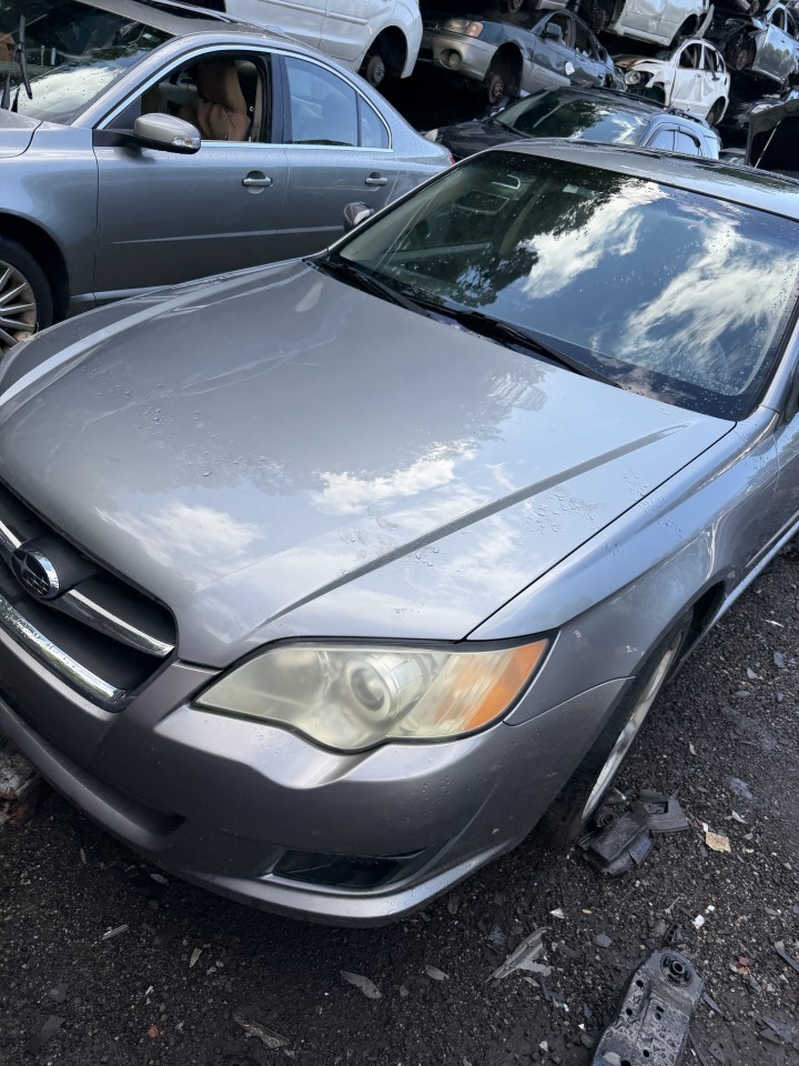 https://f005.backblazeb2.com/file/img-partshotlines-com/Inventory/NE179/Vehicle/69646_08.jpg