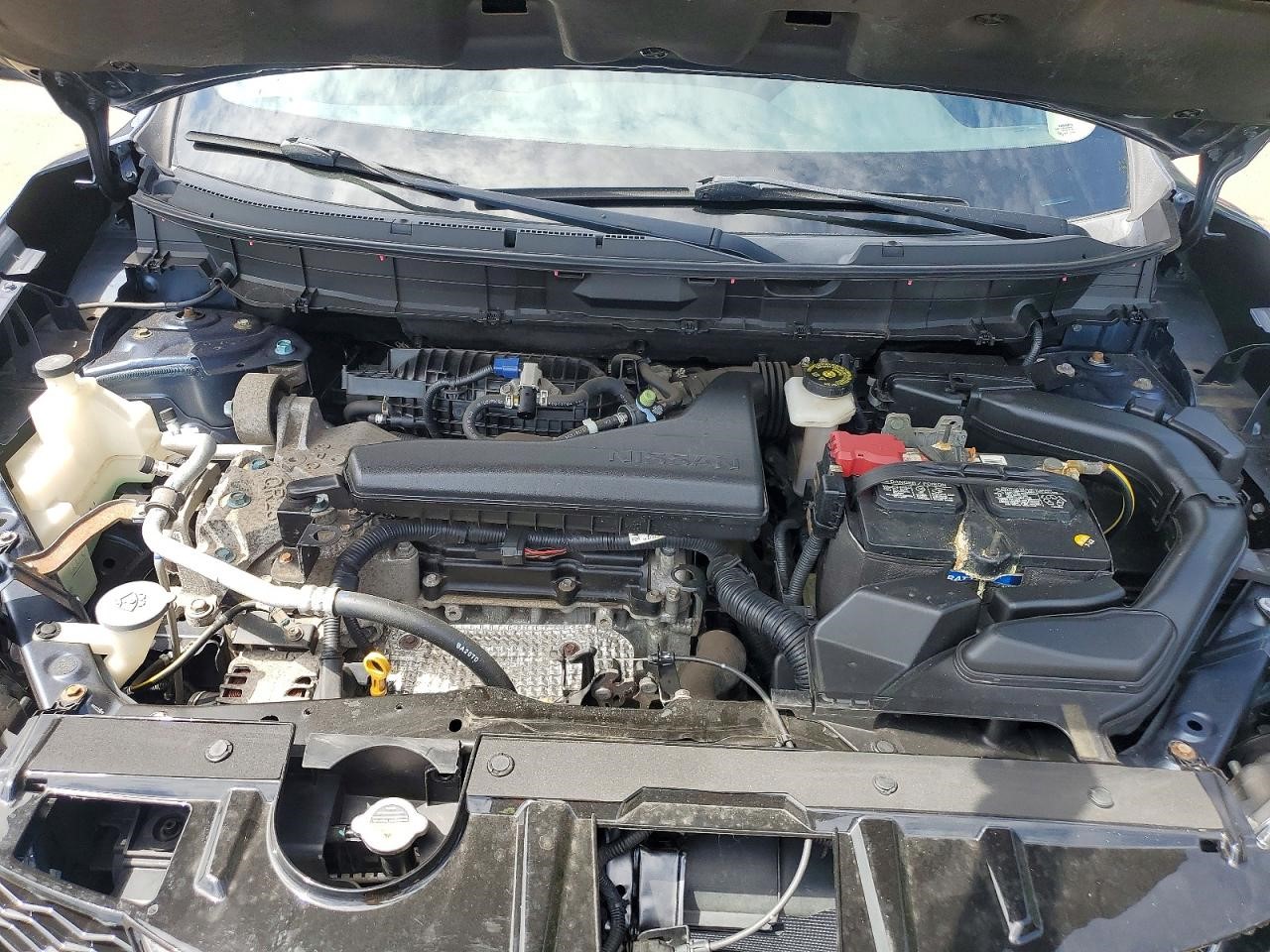https://f005.backblazeb2.com/file/img-partshotlines-com/Inventory/NE179/Vehicle/69841_12.jpg