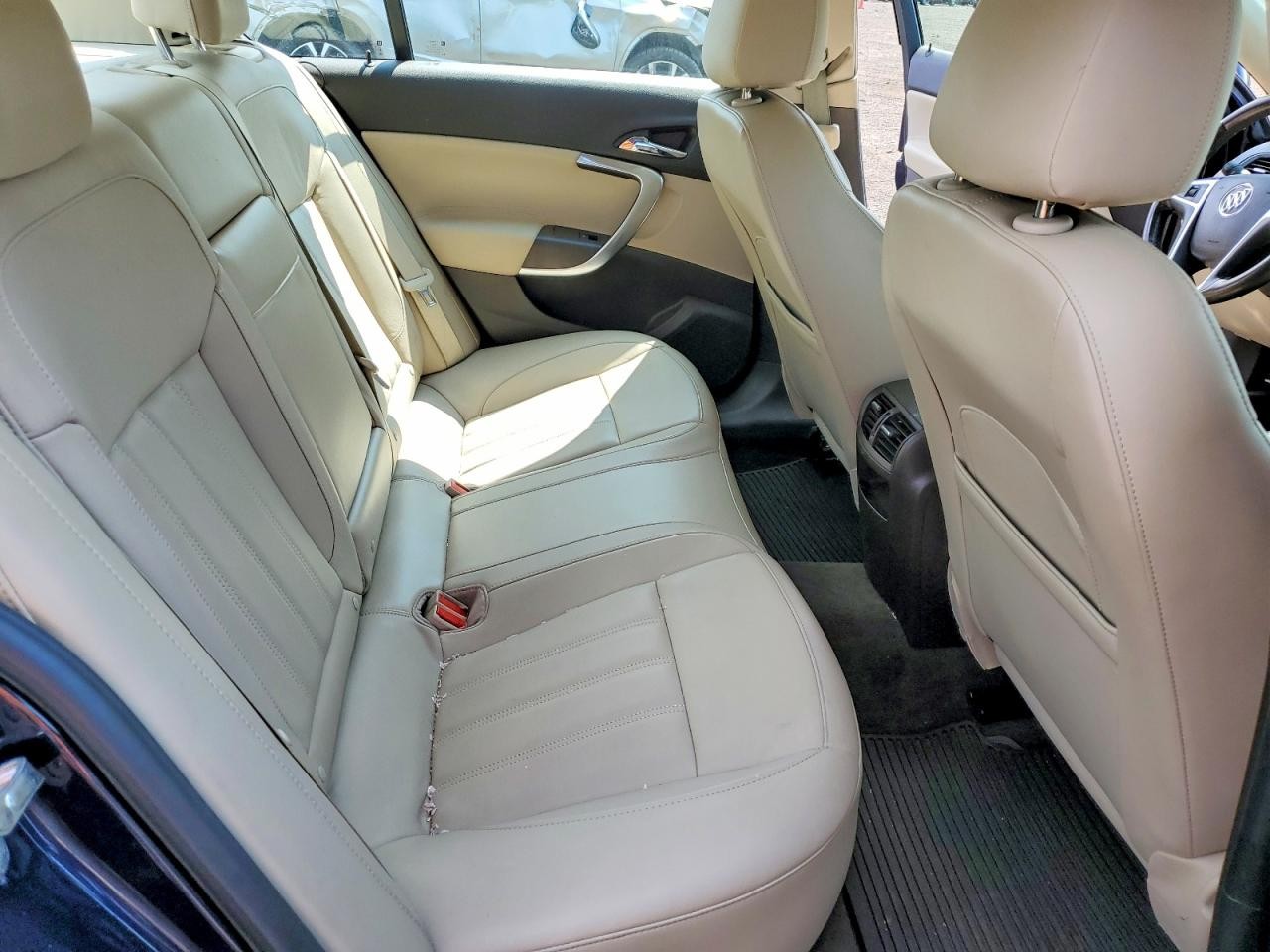 https://f005.backblazeb2.com/file/img-partshotlines-com/Inventory/NE179/Vehicle/69953_03.jpg