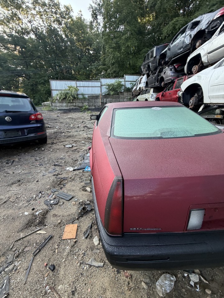https://f005.backblazeb2.com/file/img-partshotlines-com/Inventory/NE179/Vehicle/70026_02.jpg