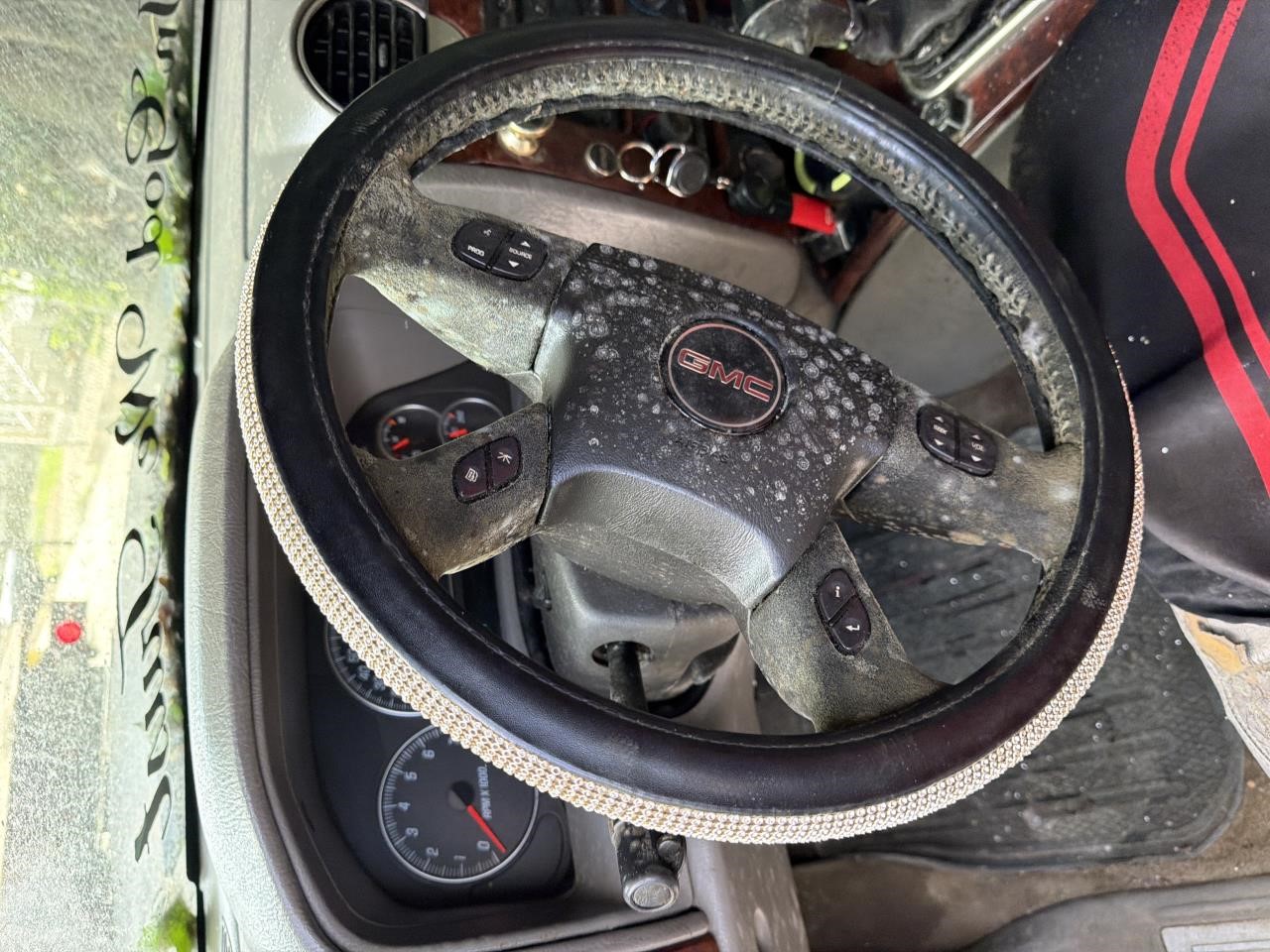 https://f005.backblazeb2.com/file/img-partshotlines-com/Inventory/NE179/Vehicle/70113_01.jpg