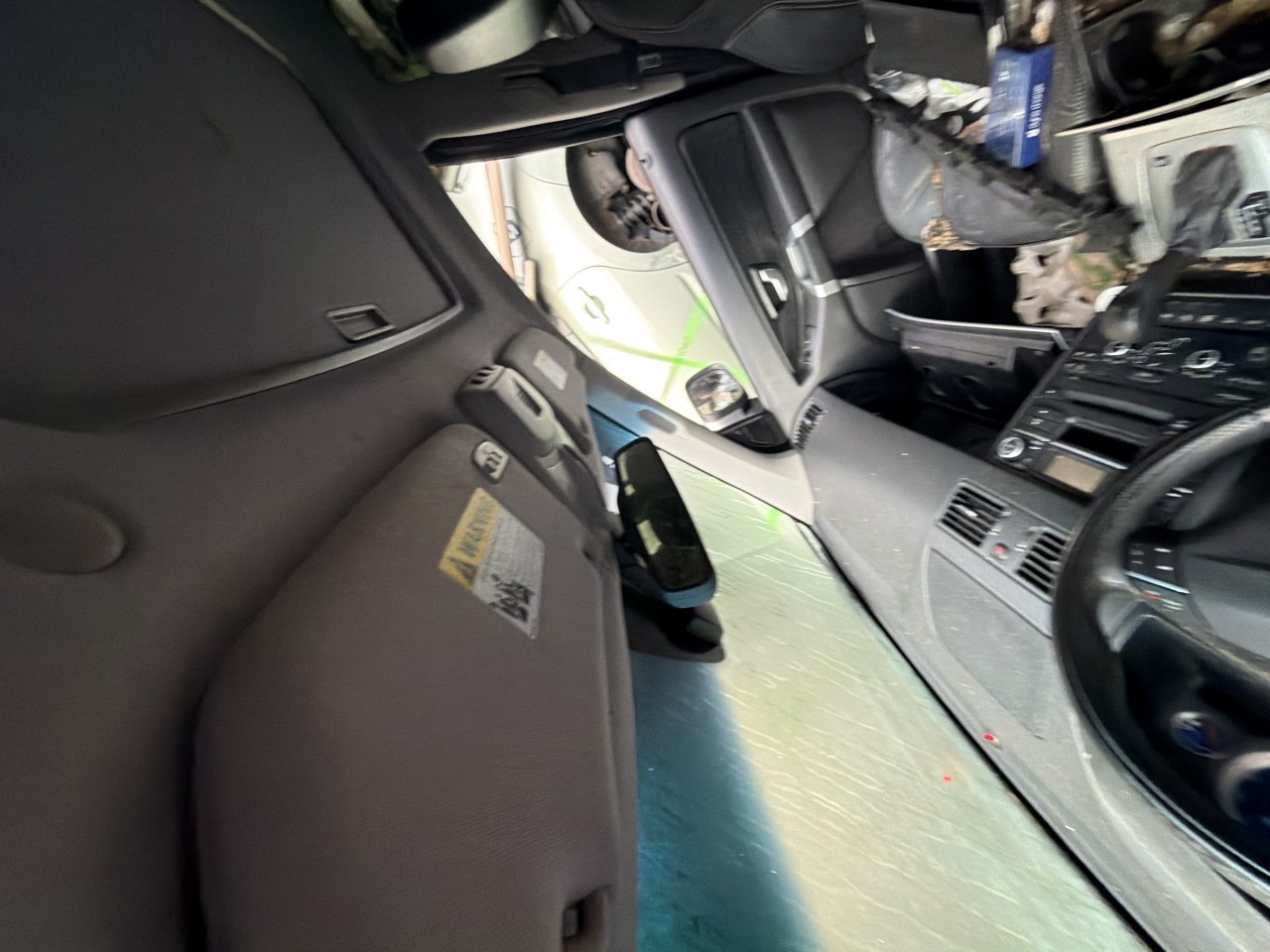 https://f005.backblazeb2.com/file/img-partshotlines-com/Inventory/NE179/Vehicle/70403_02.jpg