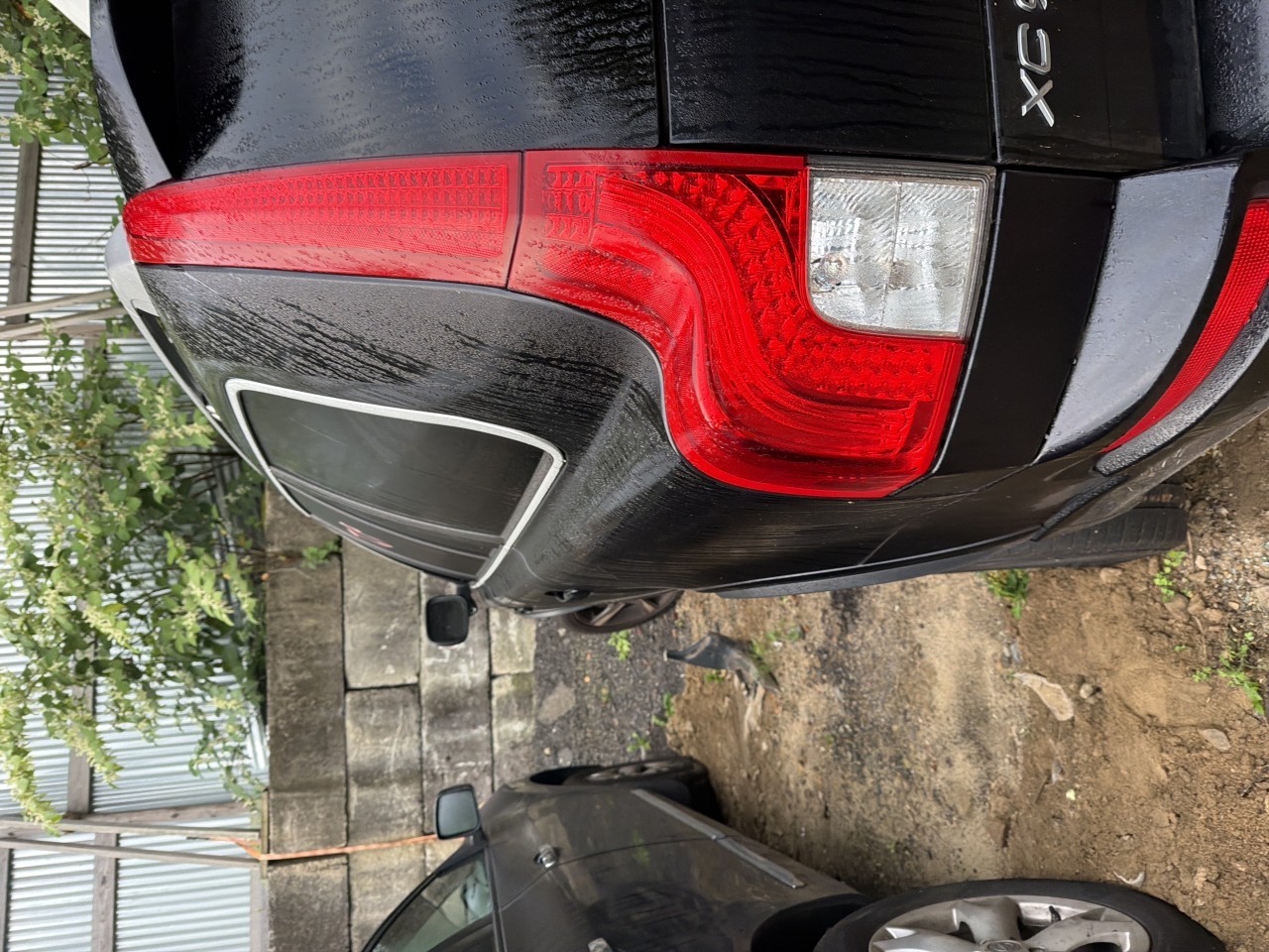 https://f005.backblazeb2.com/file/img-partshotlines-com/Inventory/NE179/Vehicle/70403_07.jpg