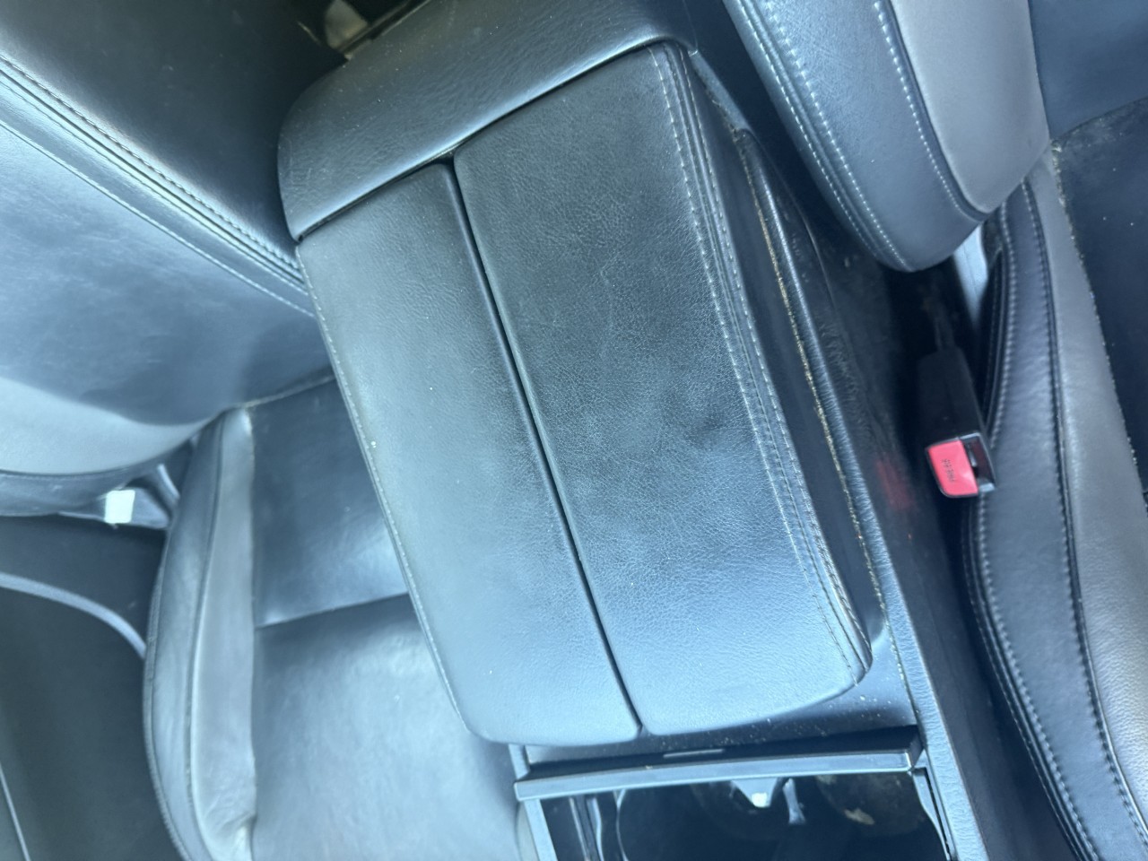 https://f005.backblazeb2.com/file/img-partshotlines-com/Inventory/NE179/Vehicle/70502_03.jpg
