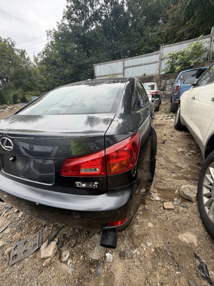 https://f005.backblazeb2.com/file/img-partshotlines-com/Inventory/NE179/Vehicle/70586_01.jpg