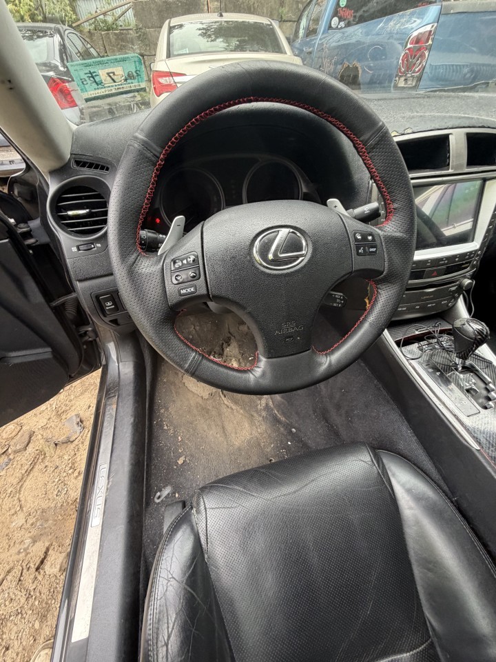 https://f005.backblazeb2.com/file/img-partshotlines-com/Inventory/NE179/Vehicle/70586_04.jpg