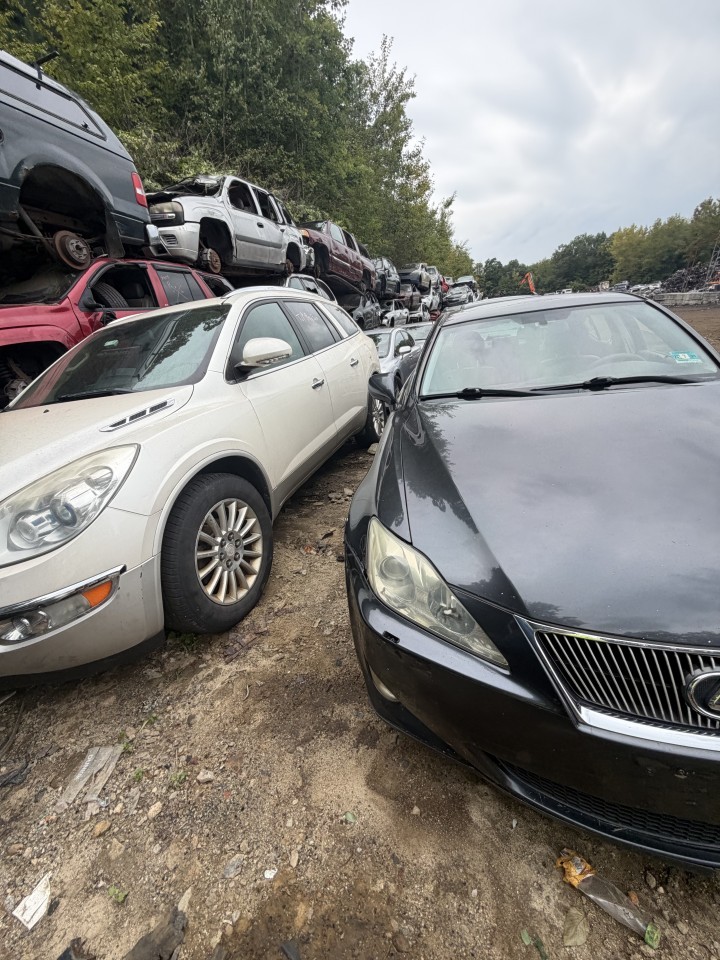 https://f005.backblazeb2.com/file/img-partshotlines-com/Inventory/NE179/Vehicle/70586_09.jpg