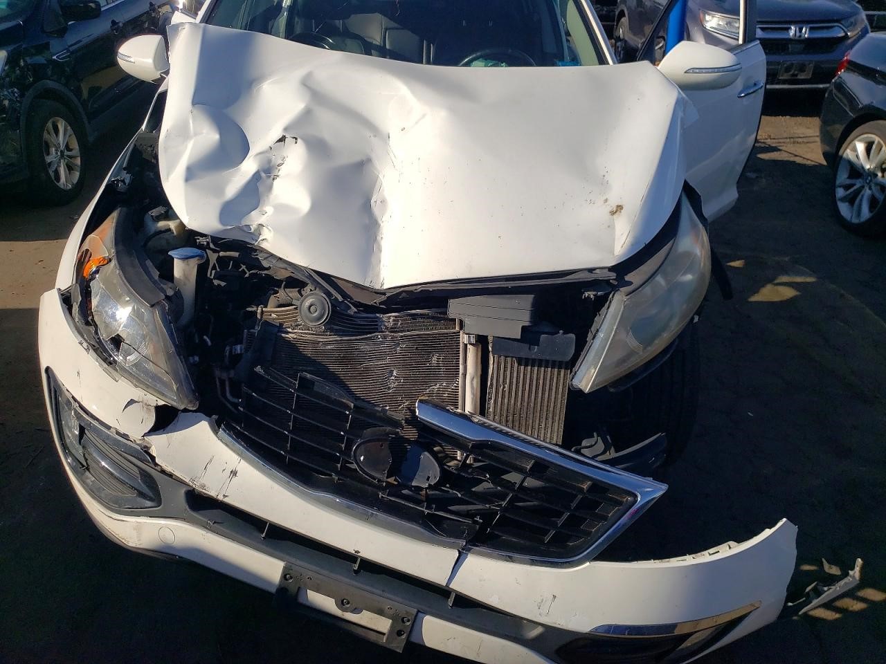 https://f005.backblazeb2.com/file/img-partshotlines-com/Inventory/NE179/Vehicle/70628_11.jpg