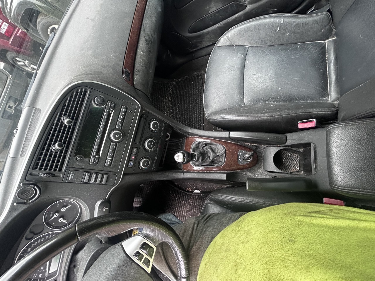 https://f005.backblazeb2.com/file/img-partshotlines-com/Inventory/NE179/Vehicle/70859_08.jpg