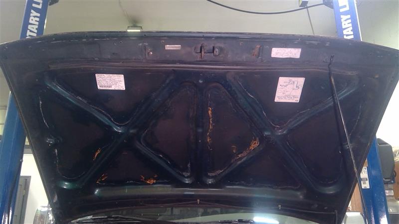 https://f005.backblazeb2.com/file/img-partshotlines-com/Inventory/NE18/Vehicle/17001_06.jpg