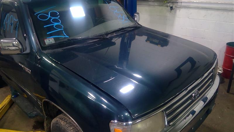 https://f005.backblazeb2.com/file/img-partshotlines-com/Inventory/NE18/Vehicle/17001_09.jpg