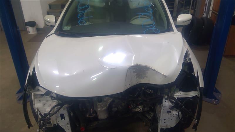https://f005.backblazeb2.com/file/img-partshotlines-com/Inventory/NE18/Vehicle/17690_06.jpg