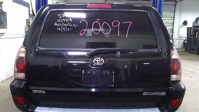 https://f005.backblazeb2.com/file/img-partshotlines-com/Inventory/NE18/Vehicle/17729_43.jpg