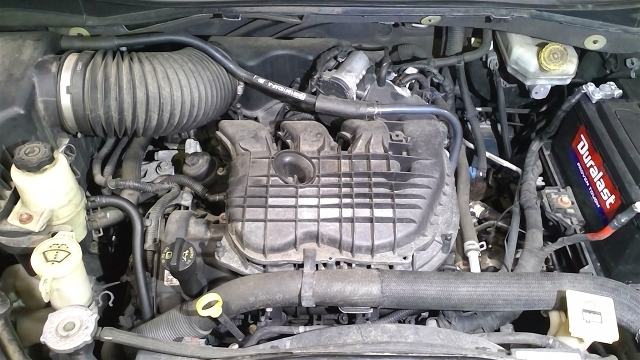 https://f005.backblazeb2.com/file/img-partshotlines-com/Inventory/NE18/Vehicle/17886_04.jpg