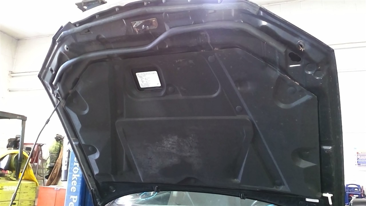 https://f005.backblazeb2.com/file/img-partshotlines-com/Inventory/NE18/Vehicle/18021_06.jpg