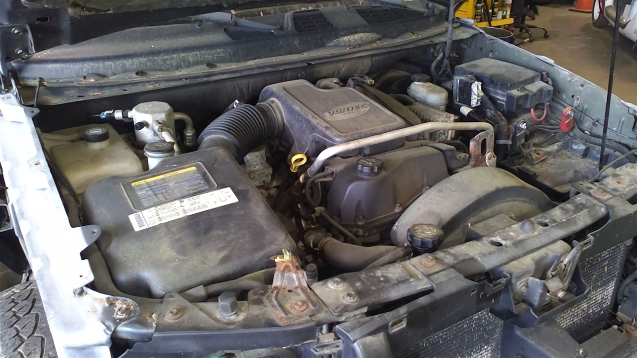 https://f005.backblazeb2.com/file/img-partshotlines-com/Inventory/NE18/Vehicle/18031_04.jpg