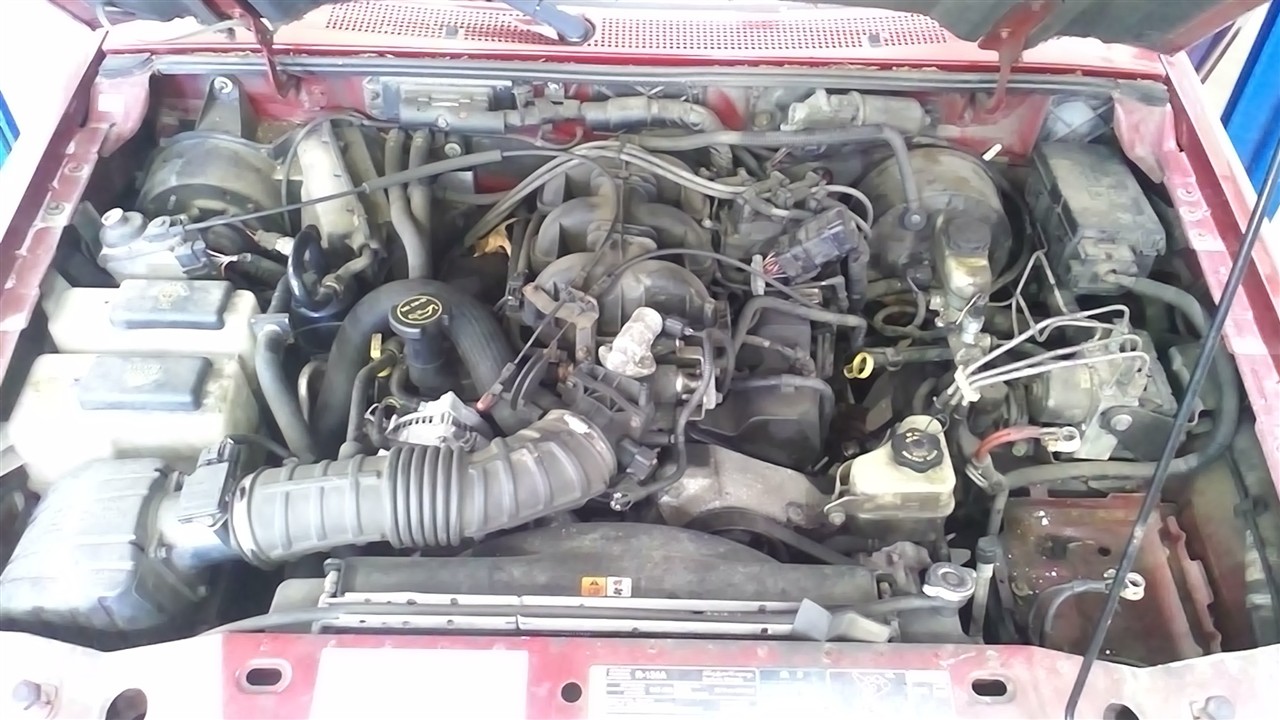 https://f005.backblazeb2.com/file/img-partshotlines-com/Inventory/NE18/Vehicle/18105_01.jpg