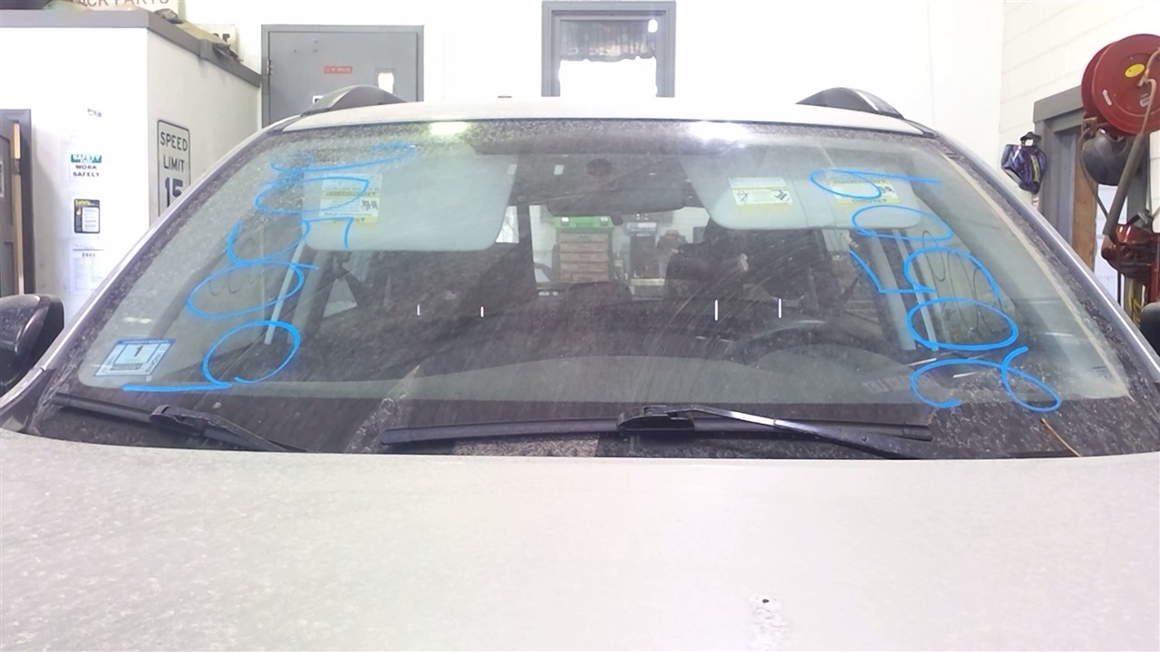 https://f005.backblazeb2.com/file/img-partshotlines-com/Inventory/NE18/Vehicle/18157_11.jpg