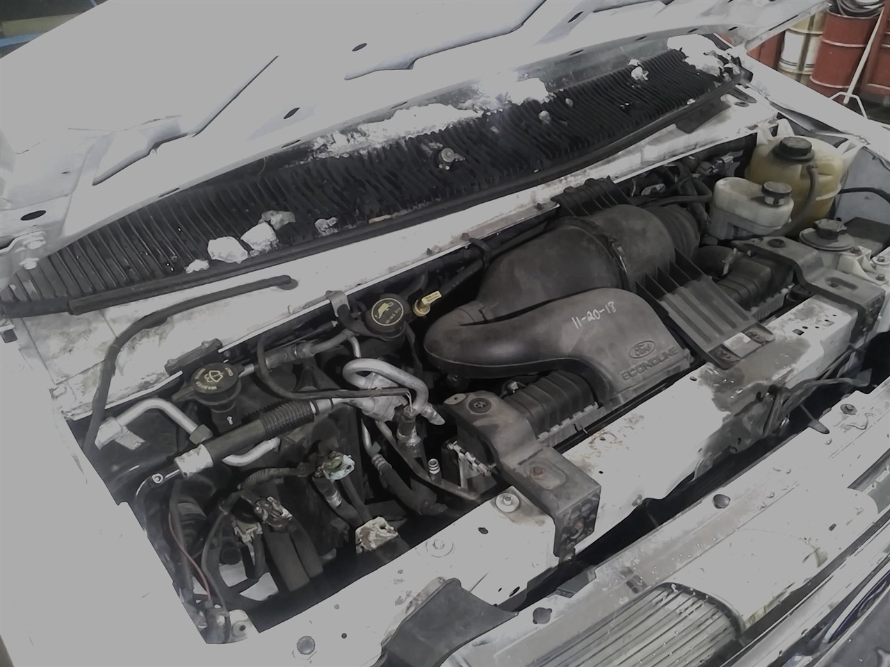 https://f005.backblazeb2.com/file/img-partshotlines-com/Inventory/NE18/Vehicle/18223_02.jpg