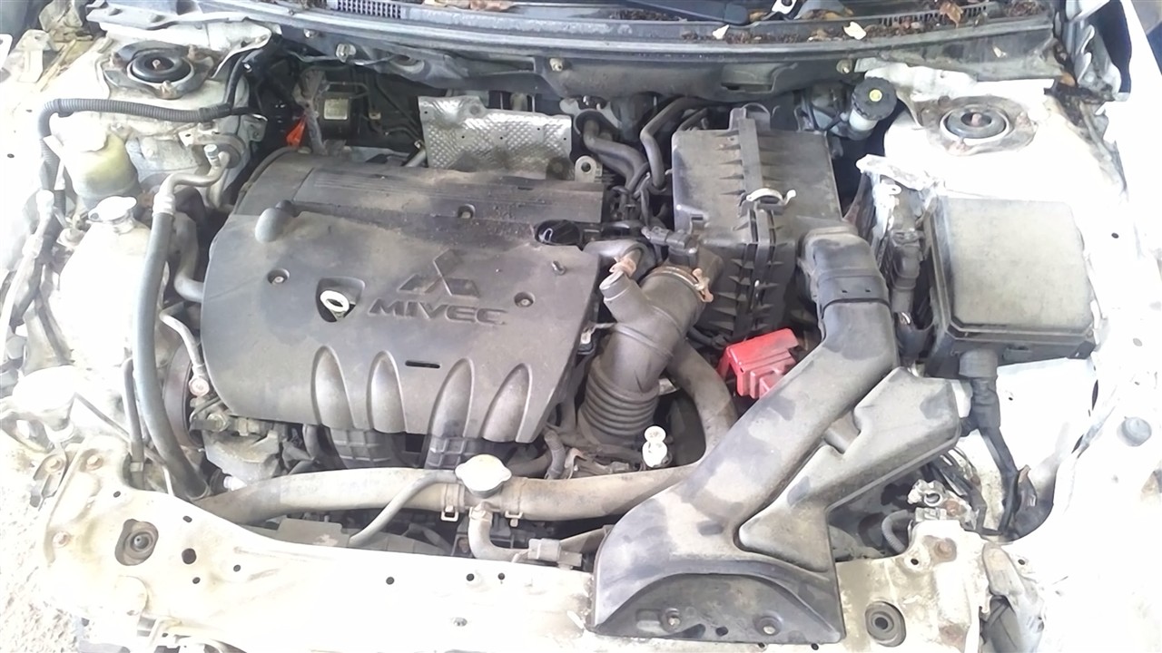 https://f005.backblazeb2.com/file/img-partshotlines-com/Inventory/NE18/Vehicle/18253_01.jpg