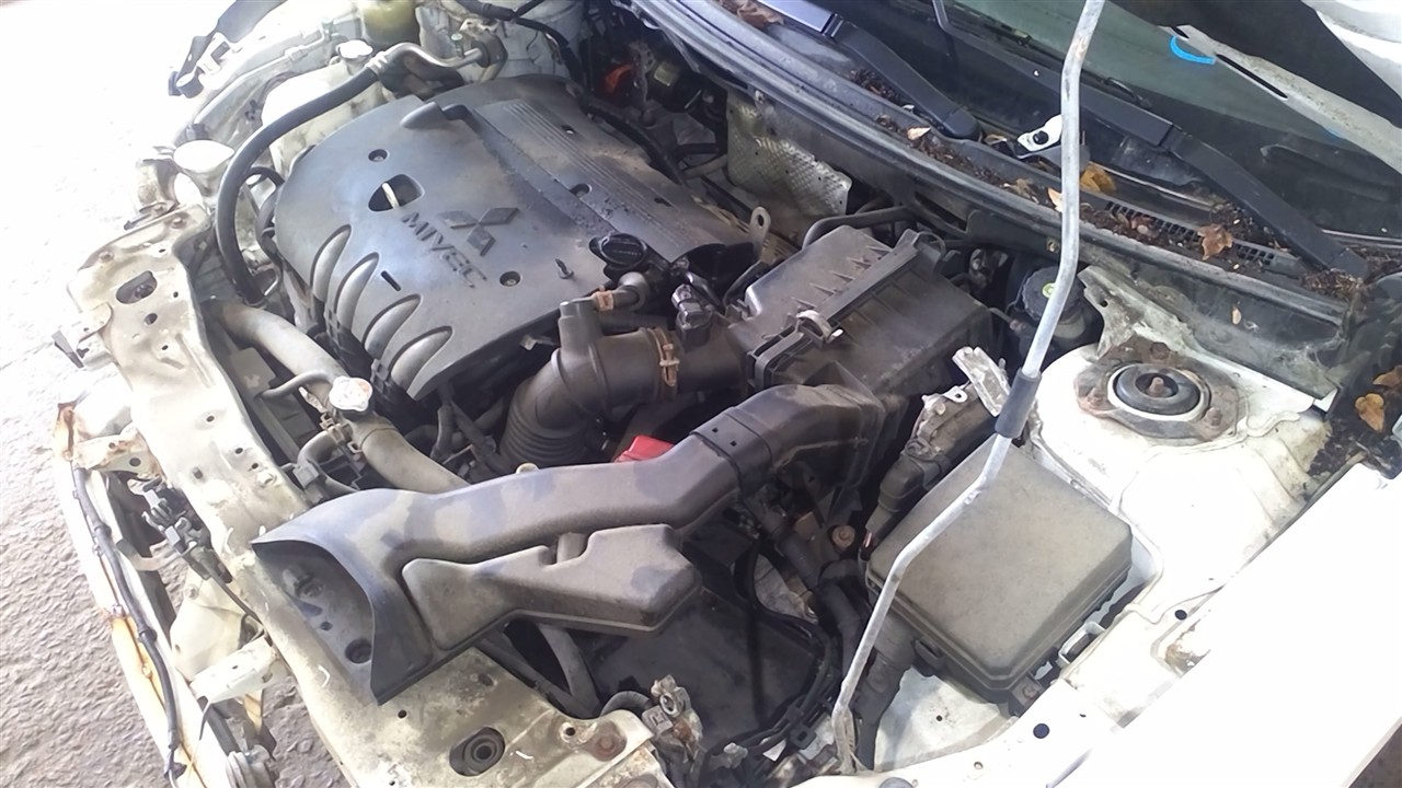 https://f005.backblazeb2.com/file/img-partshotlines-com/Inventory/NE18/Vehicle/18253_02.jpg