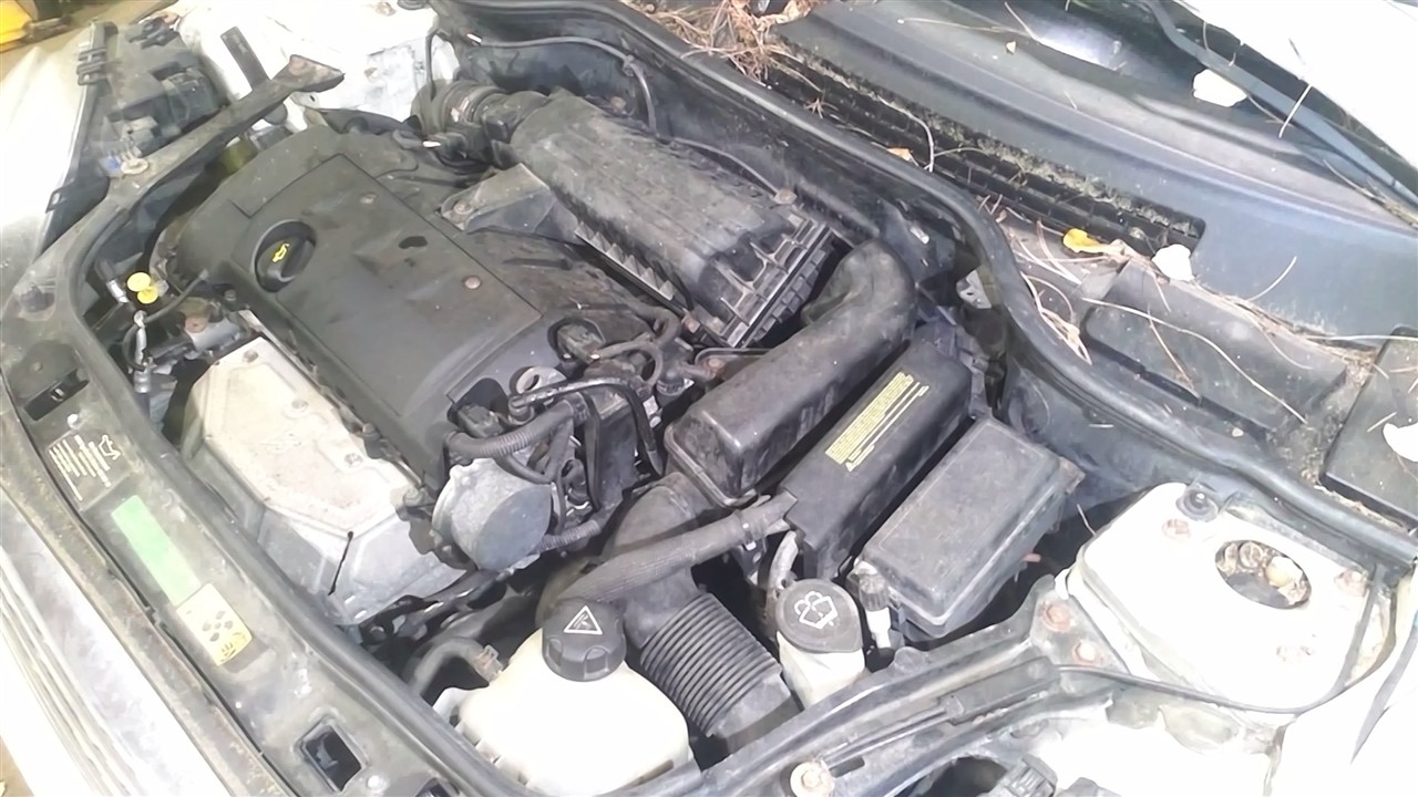 https://f005.backblazeb2.com/file/img-partshotlines-com/Inventory/NE18/Vehicle/18256_02.jpg