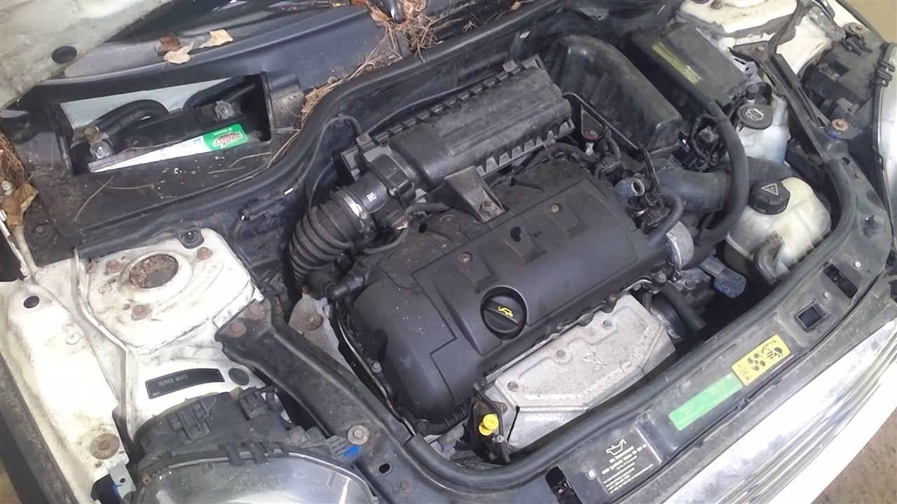 https://f005.backblazeb2.com/file/img-partshotlines-com/Inventory/NE18/Vehicle/18256_03.jpg