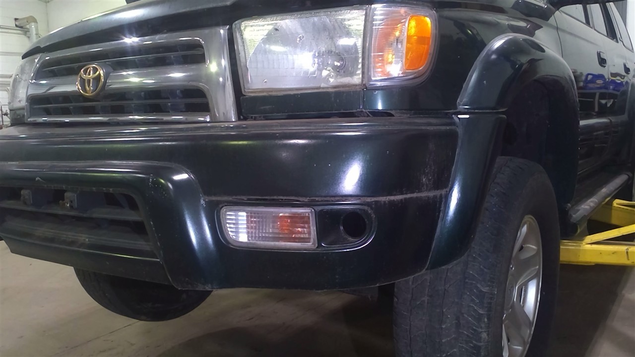 https://f005.backblazeb2.com/file/img-partshotlines-com/Inventory/NE18/Vehicle/18262_09.jpg