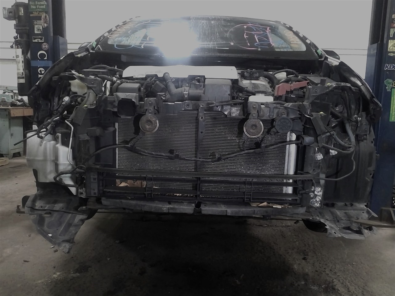 https://f005.backblazeb2.com/file/img-partshotlines-com/Inventory/NE18/Vehicle/18323_07.jpg