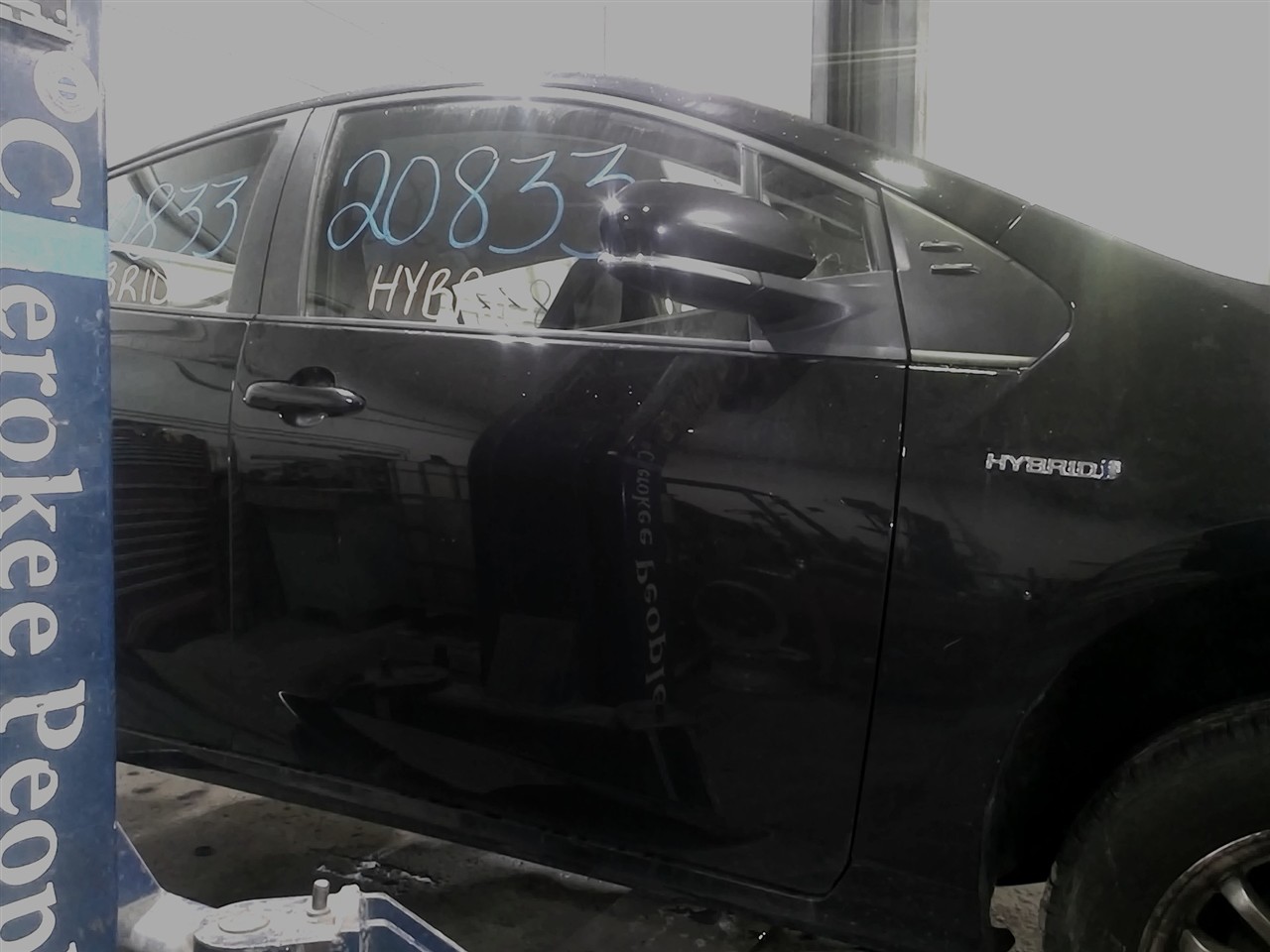 https://f005.backblazeb2.com/file/img-partshotlines-com/Inventory/NE18/Vehicle/18323_10.jpg