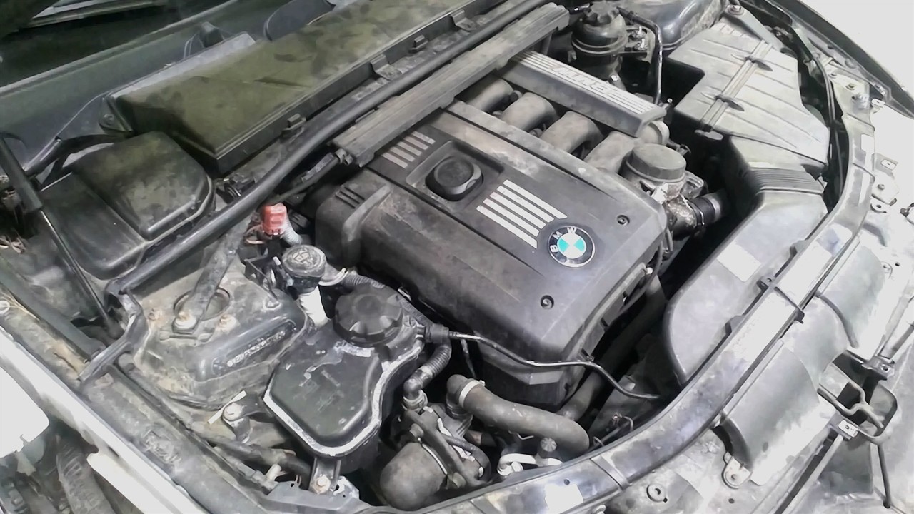 https://f005.backblazeb2.com/file/img-partshotlines-com/Inventory/NE18/Vehicle/18452_03.jpg
