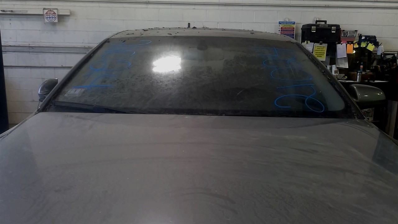 https://f005.backblazeb2.com/file/img-partshotlines-com/Inventory/NE18/Vehicle/18532_08.jpg