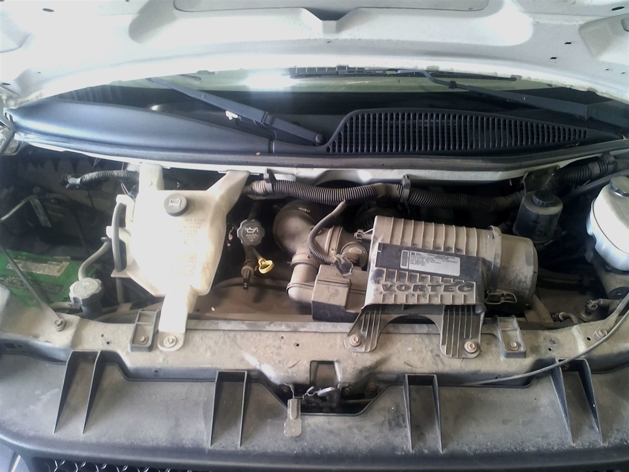 https://f005.backblazeb2.com/file/img-partshotlines-com/Inventory/NE18/Vehicle/18559_02.jpg
