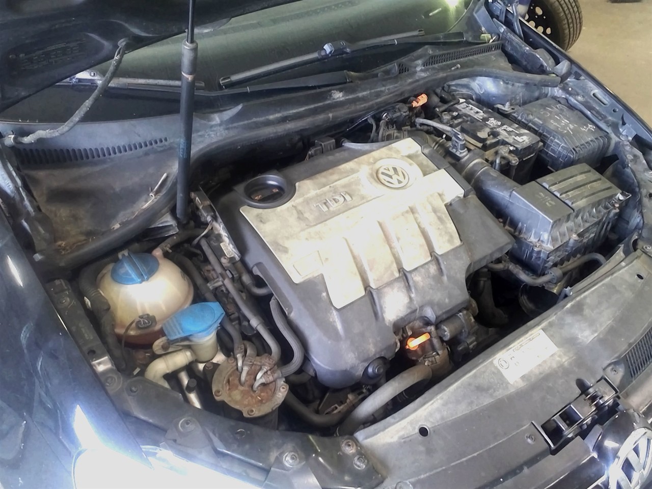https://f005.backblazeb2.com/file/img-partshotlines-com/Inventory/NE18/Vehicle/18591_06.jpg