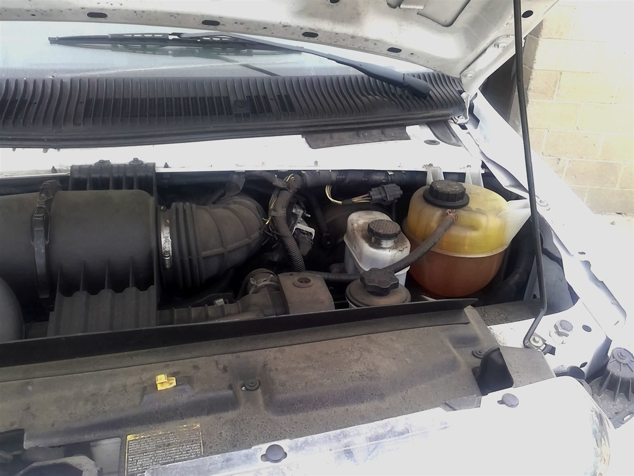 https://f005.backblazeb2.com/file/img-partshotlines-com/Inventory/NE18/Vehicle/18619_03.jpg