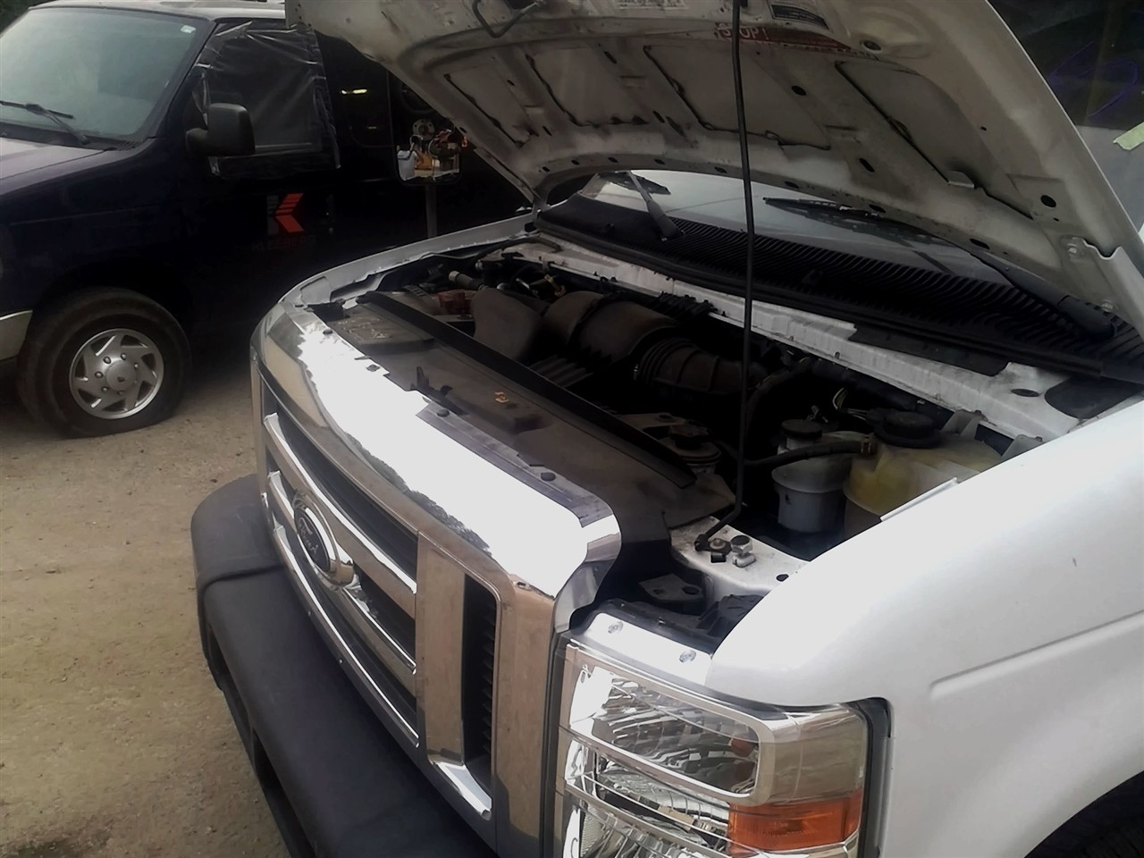 https://f005.backblazeb2.com/file/img-partshotlines-com/Inventory/NE18/Vehicle/18619_07.jpg