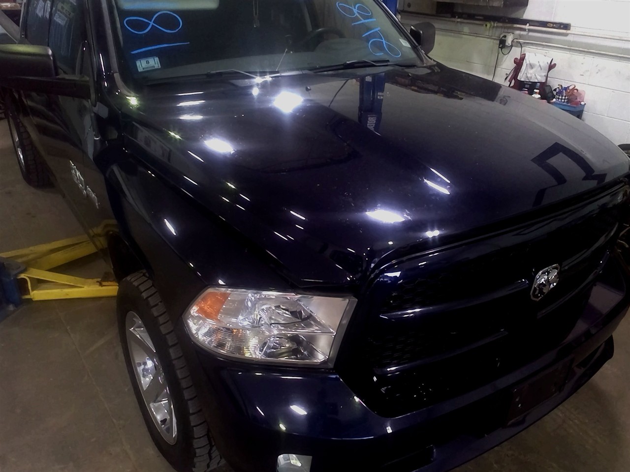 https://f005.backblazeb2.com/file/img-partshotlines-com/Inventory/NE18/Vehicle/18663_07.jpg
