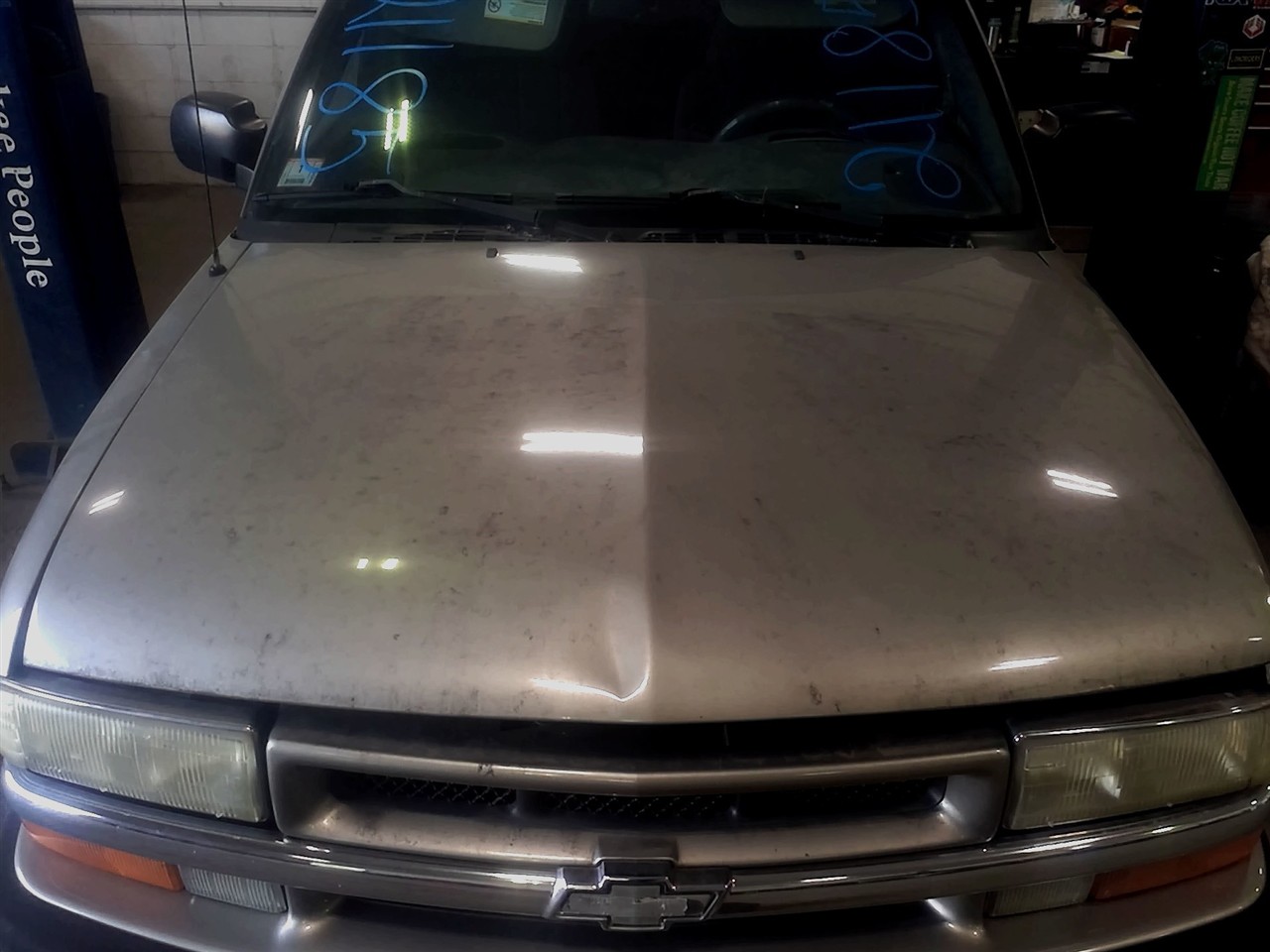 https://f005.backblazeb2.com/file/img-partshotlines-com/Inventory/NE18/Vehicle/18670_06.jpg