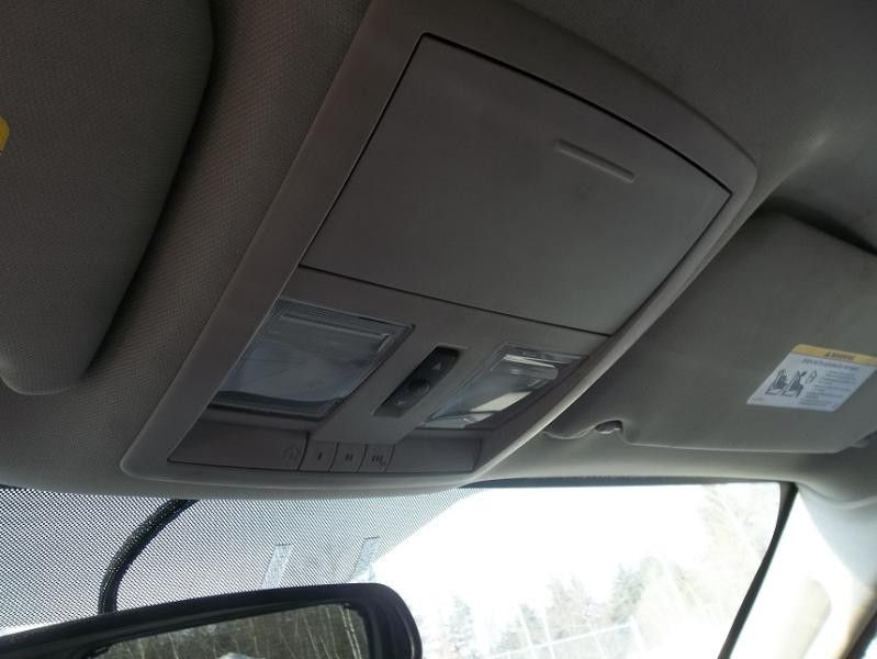 https://f005.backblazeb2.com/file/img-partshotlines-com/Inventory/NE187/Vehicle/638720_08.jpg