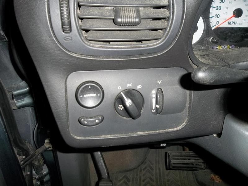 https://f005.backblazeb2.com/file/img-partshotlines-com/Inventory/NE187/Vehicle/638754_03.jpg