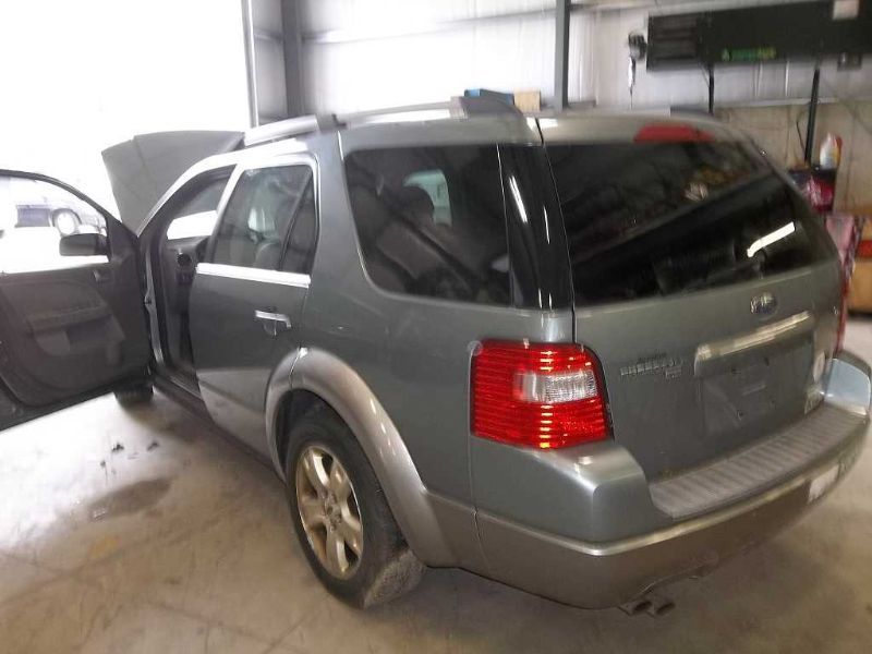 https://f005.backblazeb2.com/file/img-partshotlines-com/Inventory/NE187/Vehicle/642246_03.jpg