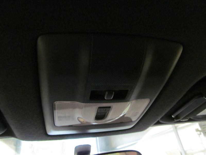 https://f005.backblazeb2.com/file/img-partshotlines-com/Inventory/NE187/Vehicle/643310_12.jpg