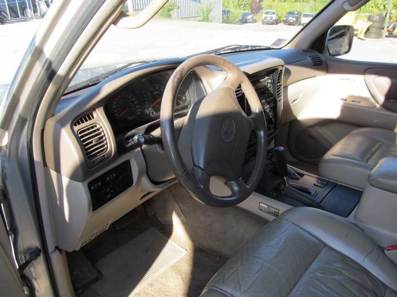 https://f005.backblazeb2.com/file/img-partshotlines-com/Inventory/NE187/Vehicle/645329_07.jpg