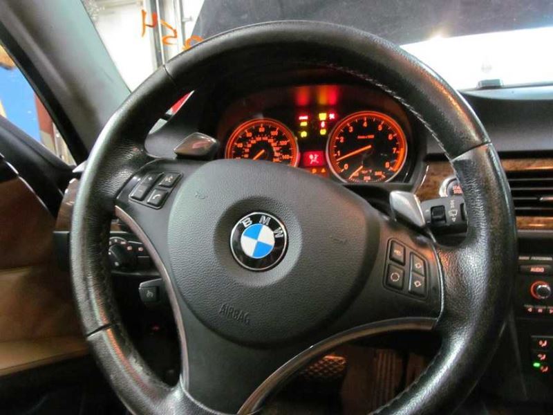 https://f005.backblazeb2.com/file/img-partshotlines-com/Inventory/NE187/Vehicle/646725_11.jpg